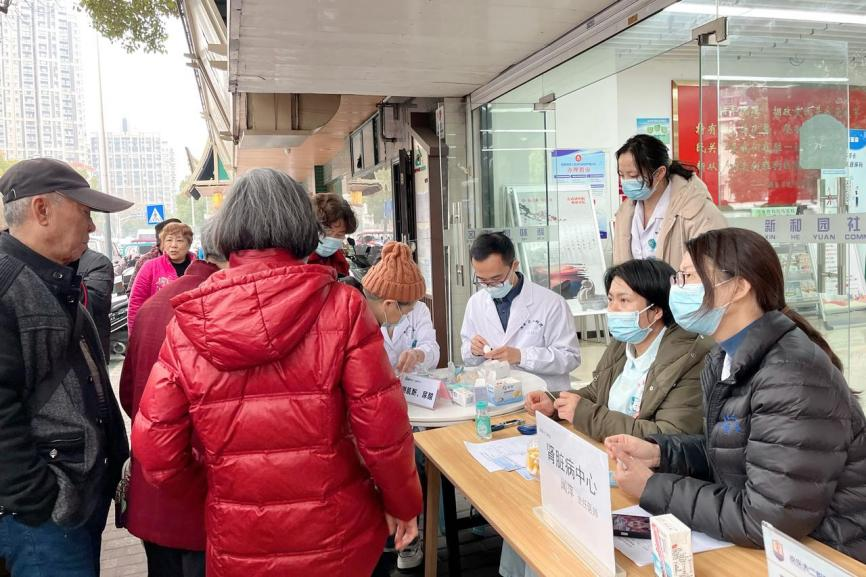 世界肾脏日：呼吁全民关注肾脏健康，晶捷肌酐检测仪成家庭健康新选择