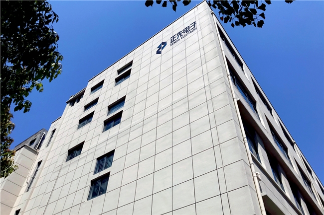 上海正先电子科技：引领智能公交站台革新，铸就智慧城市新标杆