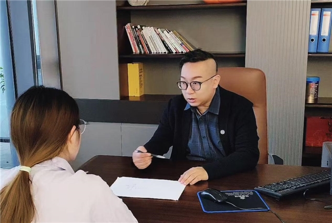 黄伟健：多元整合，管理与技术共同发展