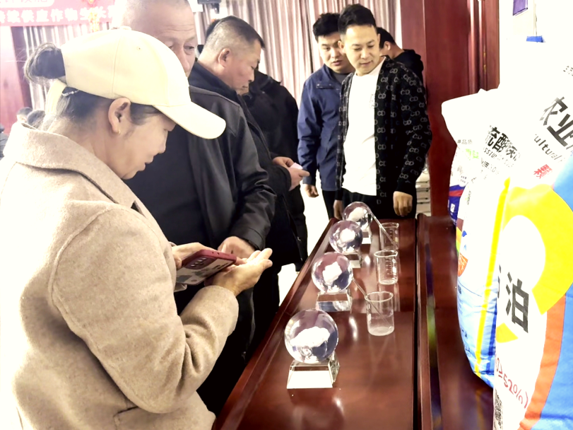 保粮安 助春耕 