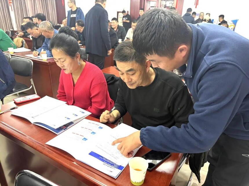 保粮安 助春耕 