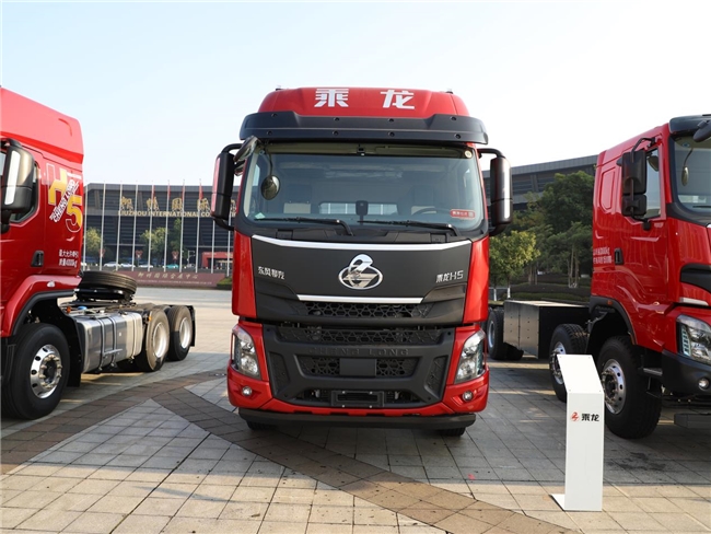 重磅！换购乘龙H5 LNG牵引车，最高补贴11万