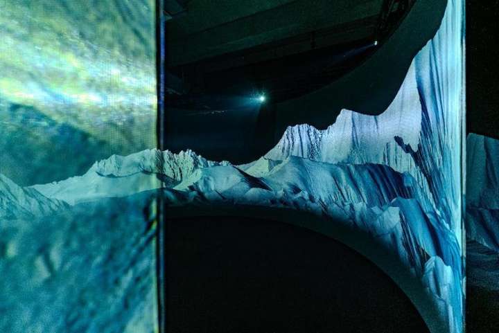 在华熙LIVE，于《能量宇宙》中触摸艺术与商业的璀璨火花