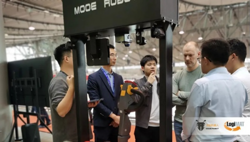 木蚁头条 | 木蚁机器人闪耀德国LogiMAT 2025，引领群体智能搬运新风尚