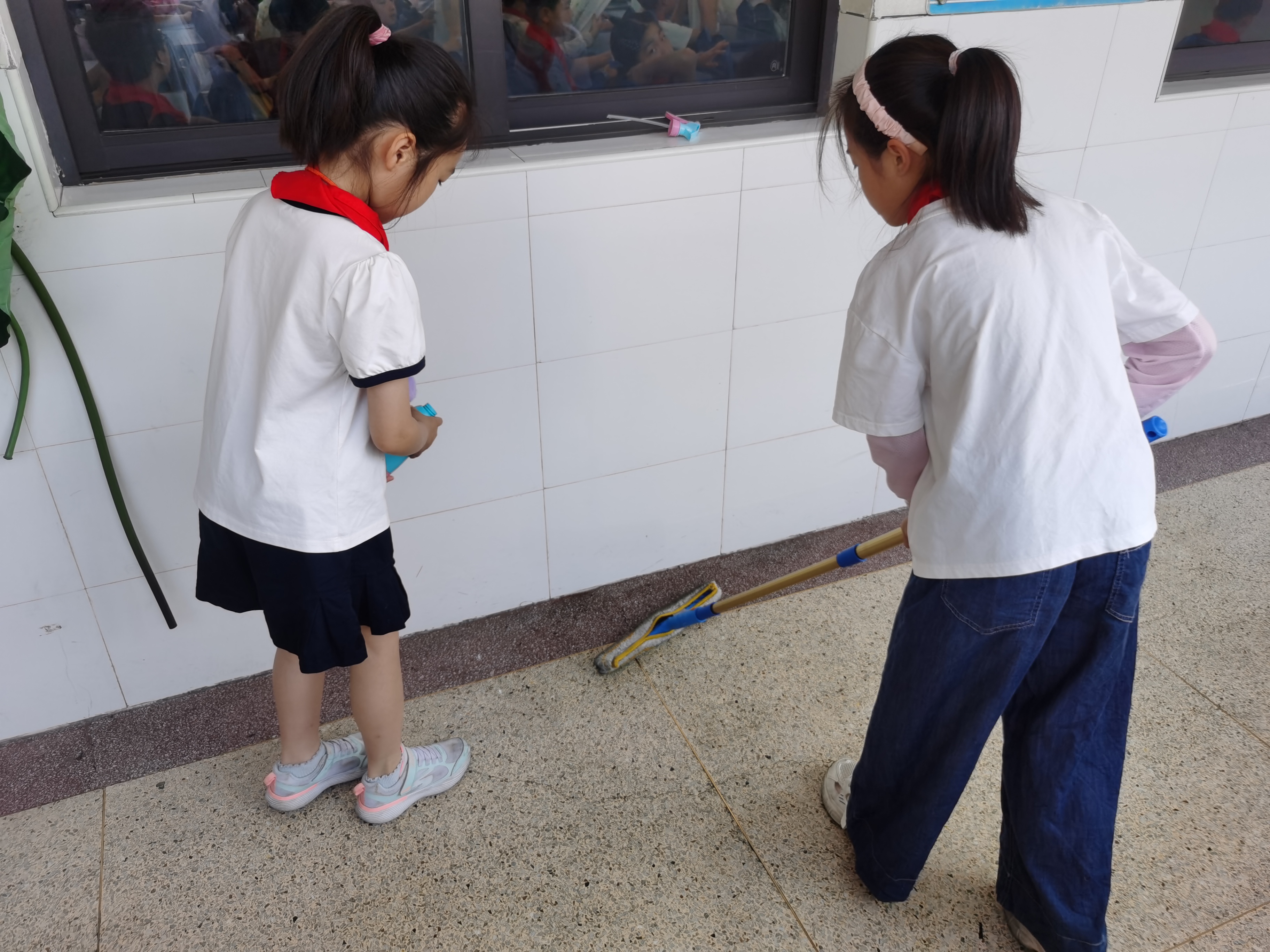 https://techchina.nancai.net/2025/0617/f2054254a1256a2.jpeg