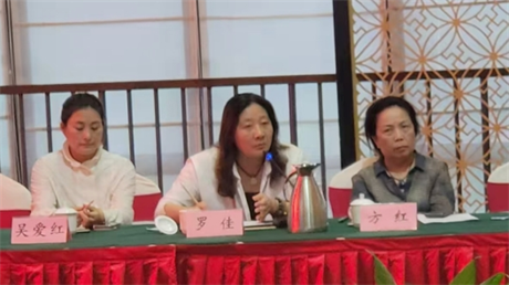 “四送一服”进企业   精准把脉解难题