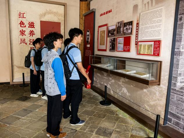 合工大材料科学与工程学院赴皖南地区探究传承红色家风家训暑期实践团队赴泾县调研学习