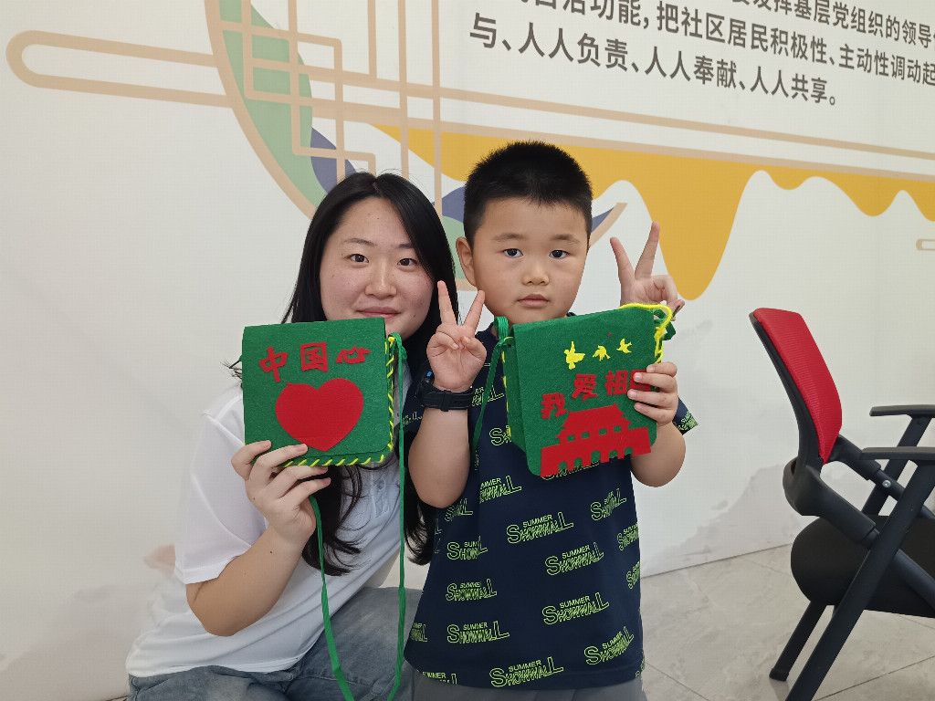 滁州学院美术与设计学院学子在滁州市银花西区社区开展多元文化活动_中华网