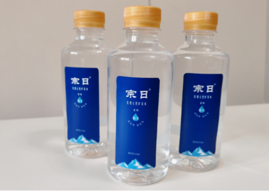 云图片