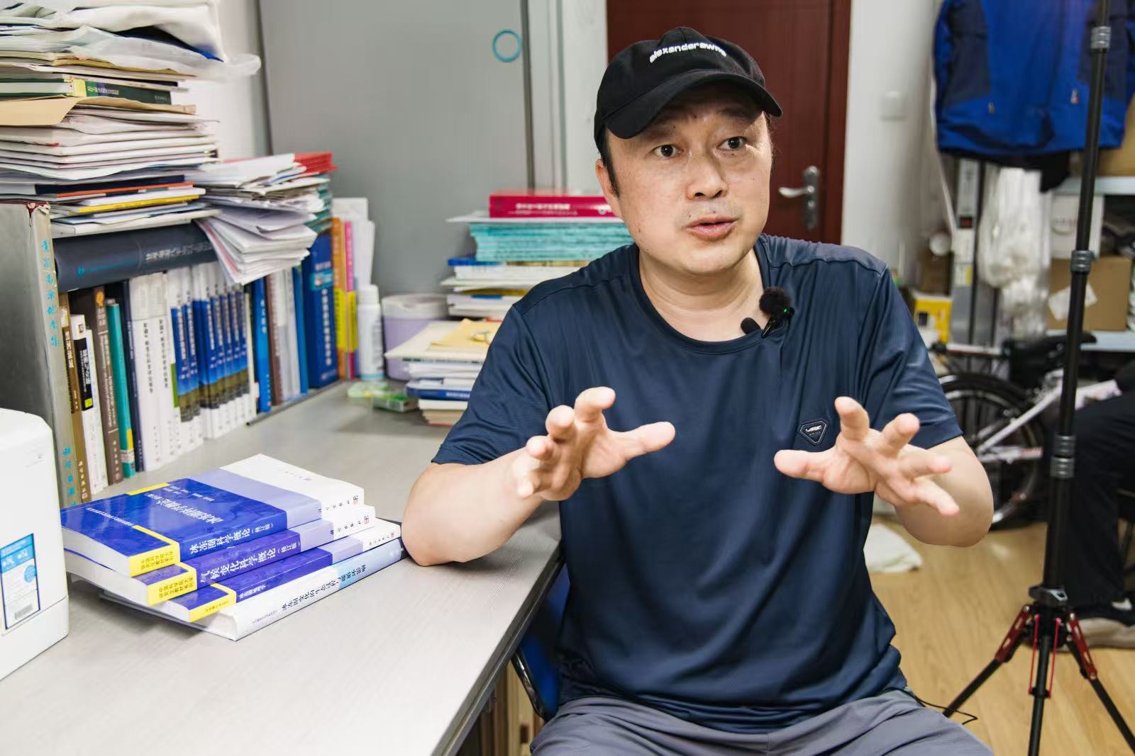 何晓波采访.jpg