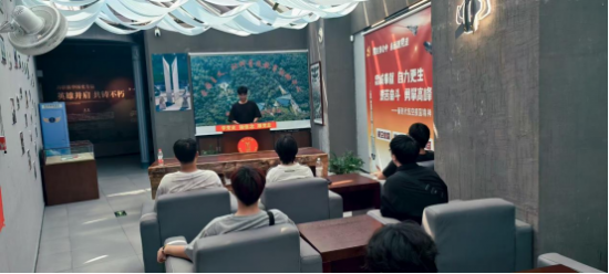 云图片