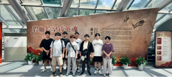云图片