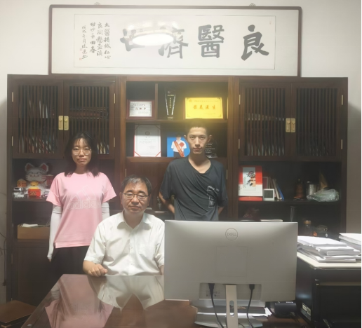 春江水暖AI知：北中医学子调研AI赋能中医药教育