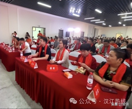 南阳银警协作守护群众4亿财产成功破获一起集资<span class=