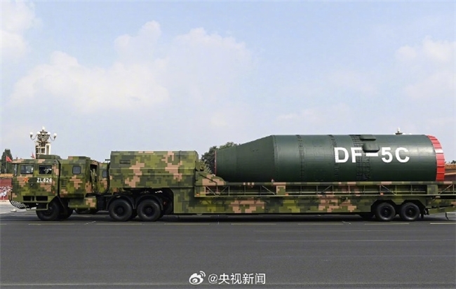 阅兵后劲儿大，国货惊喜更多！这款电视火出圈不是没理由