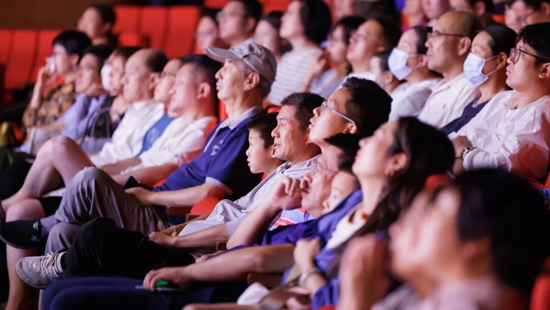 超高清“第二现场”三度绽放 全国共唱“胜利之歌”