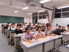 入模启新程，逐梦向未来——荣县玉章高级中学校初一新生入模教育纪实