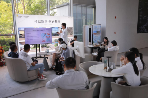 南京德牙口腔进鱼嘴社区，920 爱牙日下午茶 + 护齿科普，守护居民口腔健康