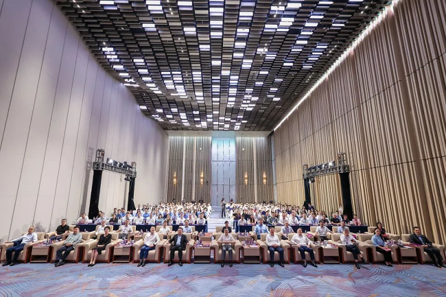 新程扬帆· 逐梦启航！上财滴水湖高金2025级MBA新生开学典礼举行