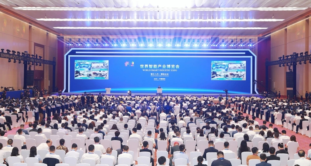 穗森环控亮相2025智博会，科技赋能绿色安全防线！