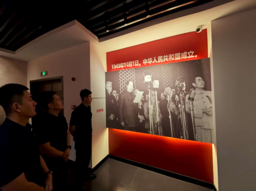 首都航空安保部赴历史博物馆为祖国十一庆生 传承建国精神筑牢空防防线