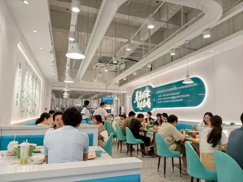 千湖边湖北菜：传承荆楚味道，让湖北鲜味飘香全国