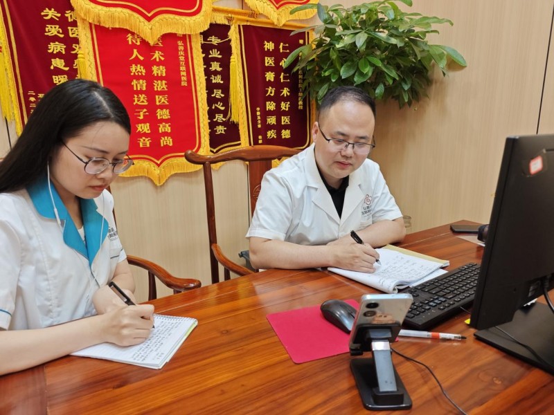 数十载专攻老胃病：弘善庆堂中医彭维涛，一方有数，专调陈年胃疾！