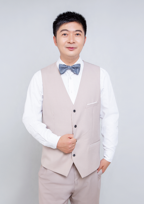 西安“乐视明”眼镜品牌创始人熊明
