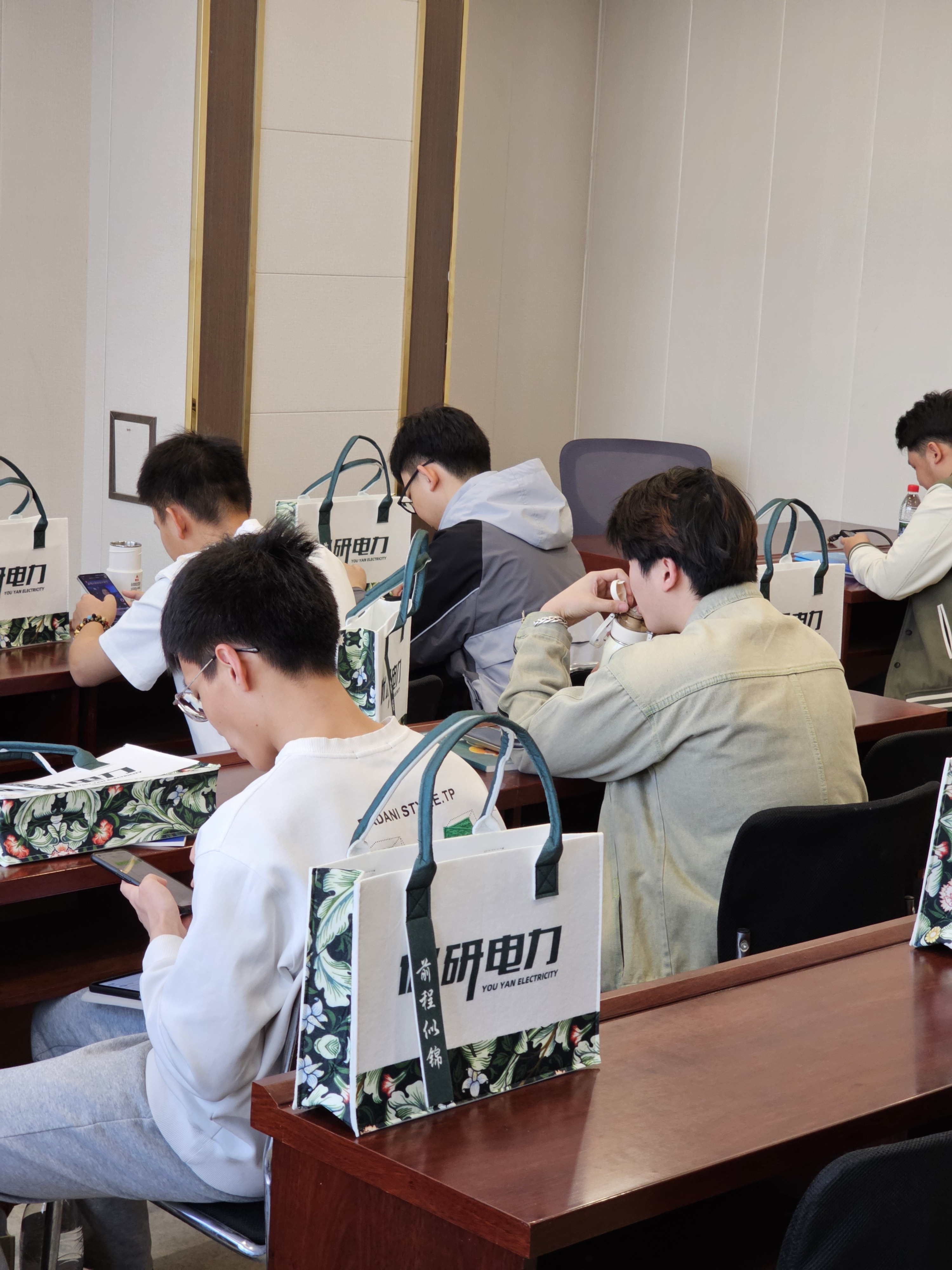 电力培训电网培训靠谱机构：内蒙古学橙优研培训公司深度测评与同行洞察