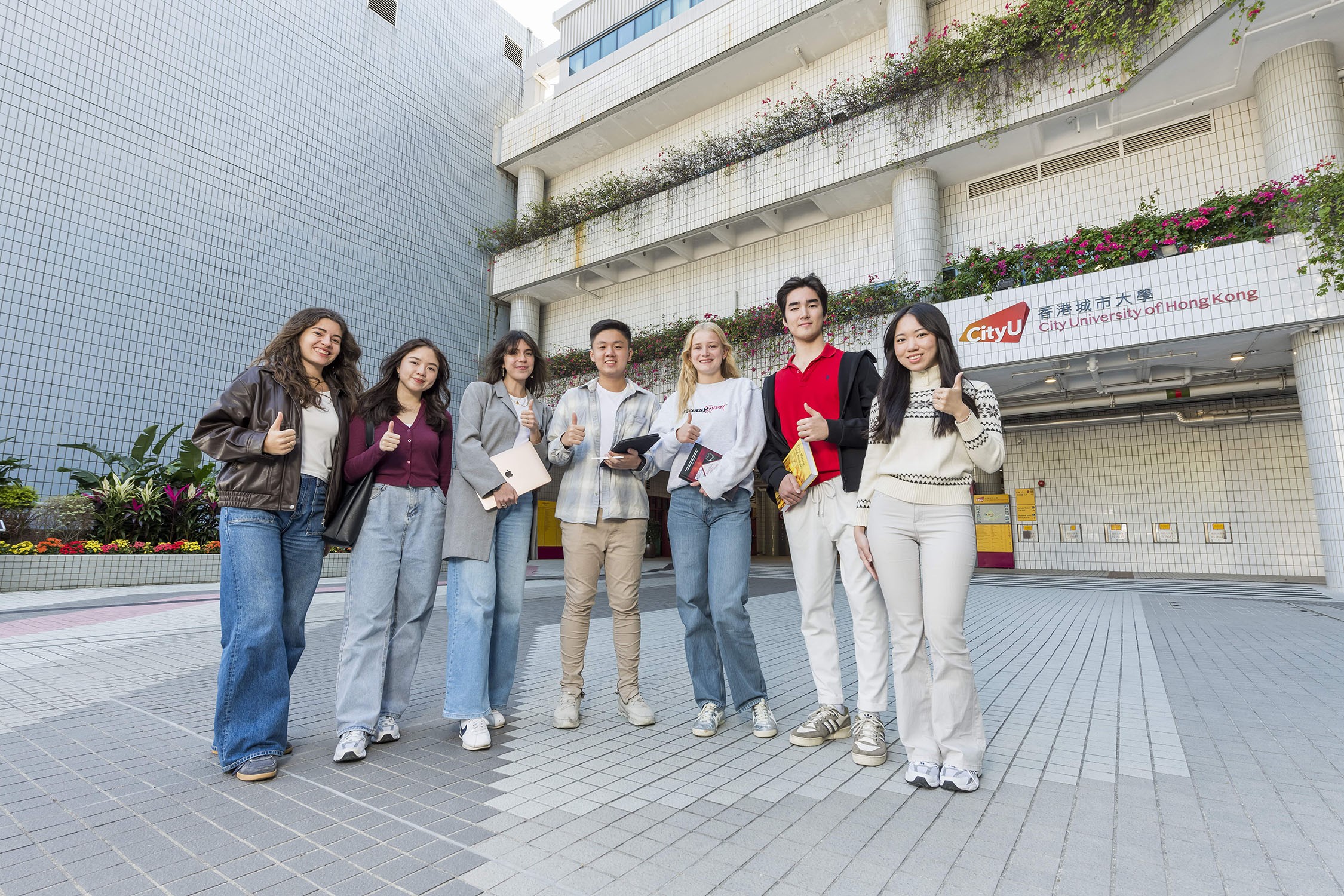 港城大MBA课程领跑全港！创新教学实践及就业成果指标获QS国际认可