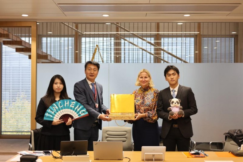 中国青年站上联合国舞台 南航金城学院学子冯子涵日内瓦发出“中国声音”