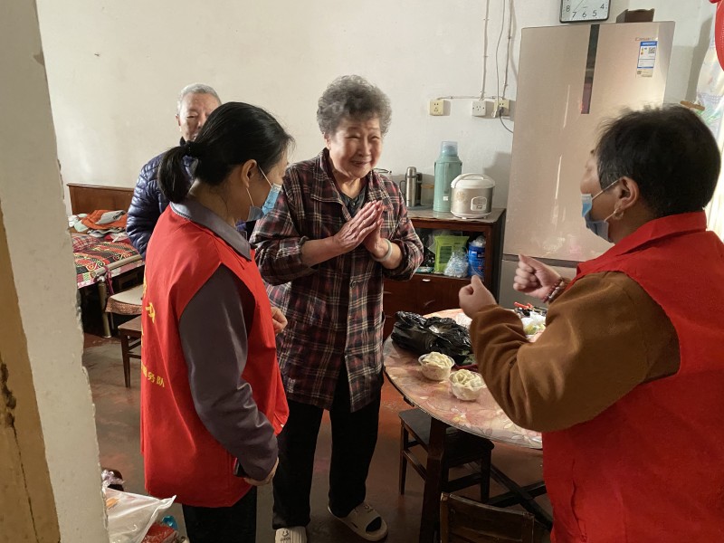 衡阳肖家山社区新时代文明实践站“情暖重阳，饺香暖心”主题活动