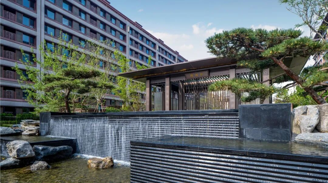 9adf204f64878647de0b87ef04bd13e4