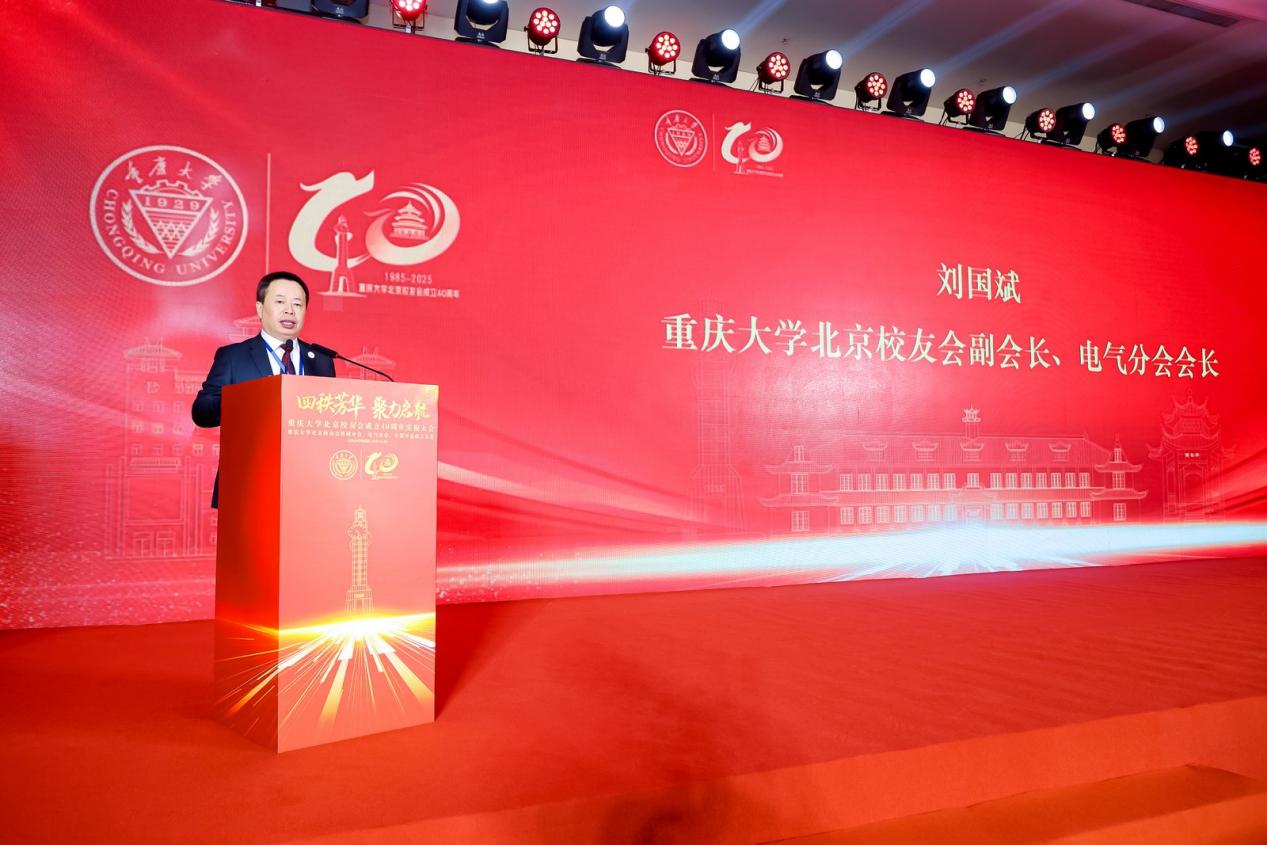 9B4A2865.jpg~tplv-9lv23dm2t1-resize-animforce-v1_1600_3000_gif