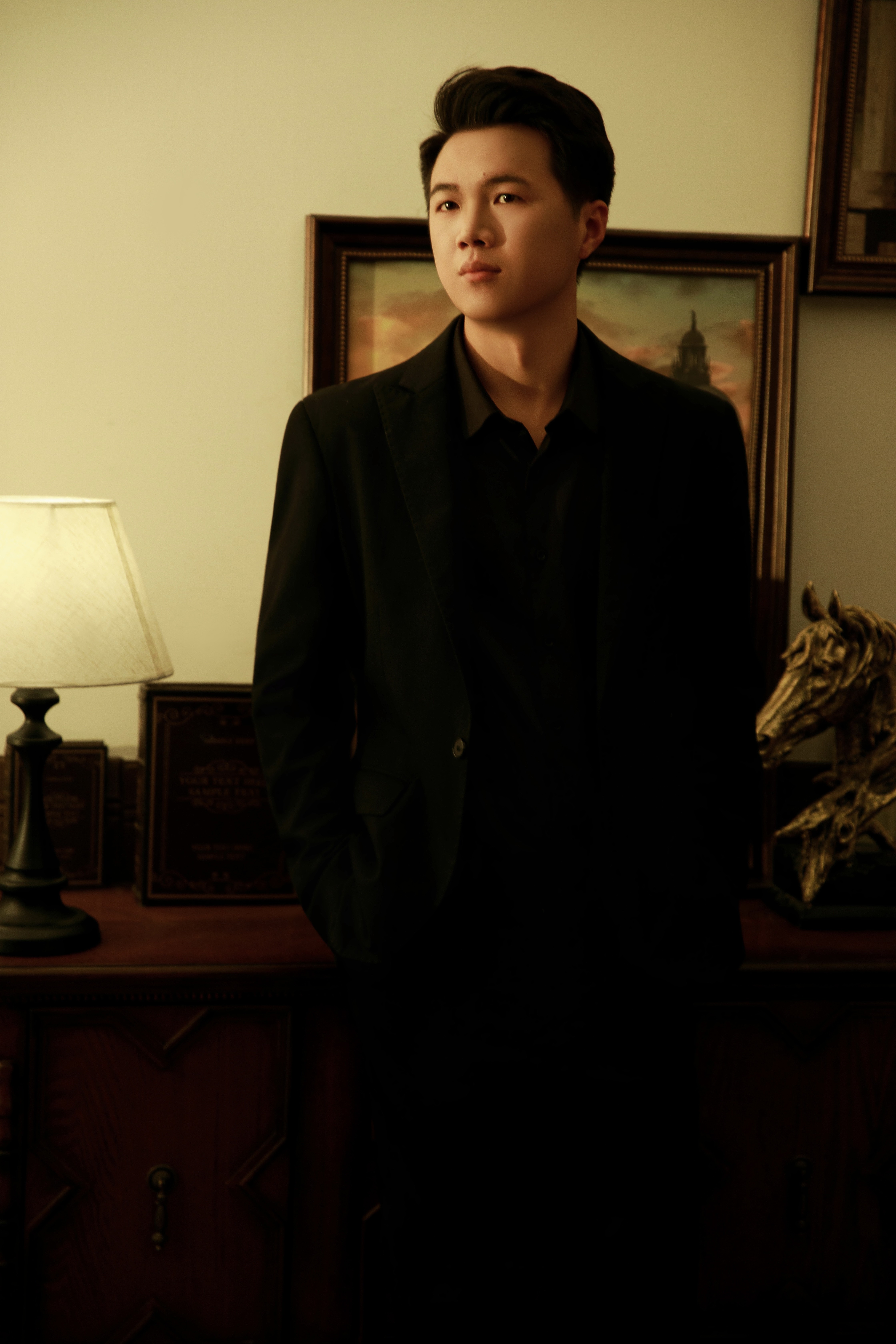 高级金融分析师蓝歌发表论文：AI重塑资产定价逻辑：可量产标的趋廉，稀缺性资产溢价持续抬升！_中华网