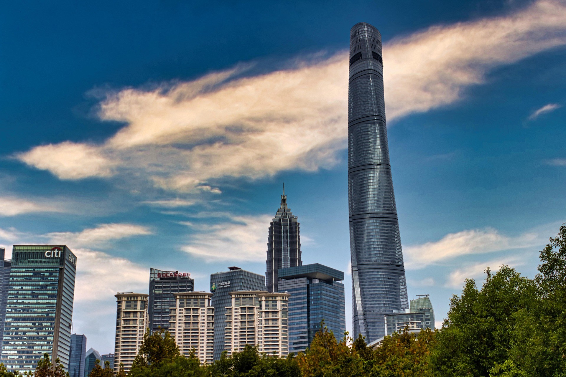 skyline-4625499_1920.jpg
