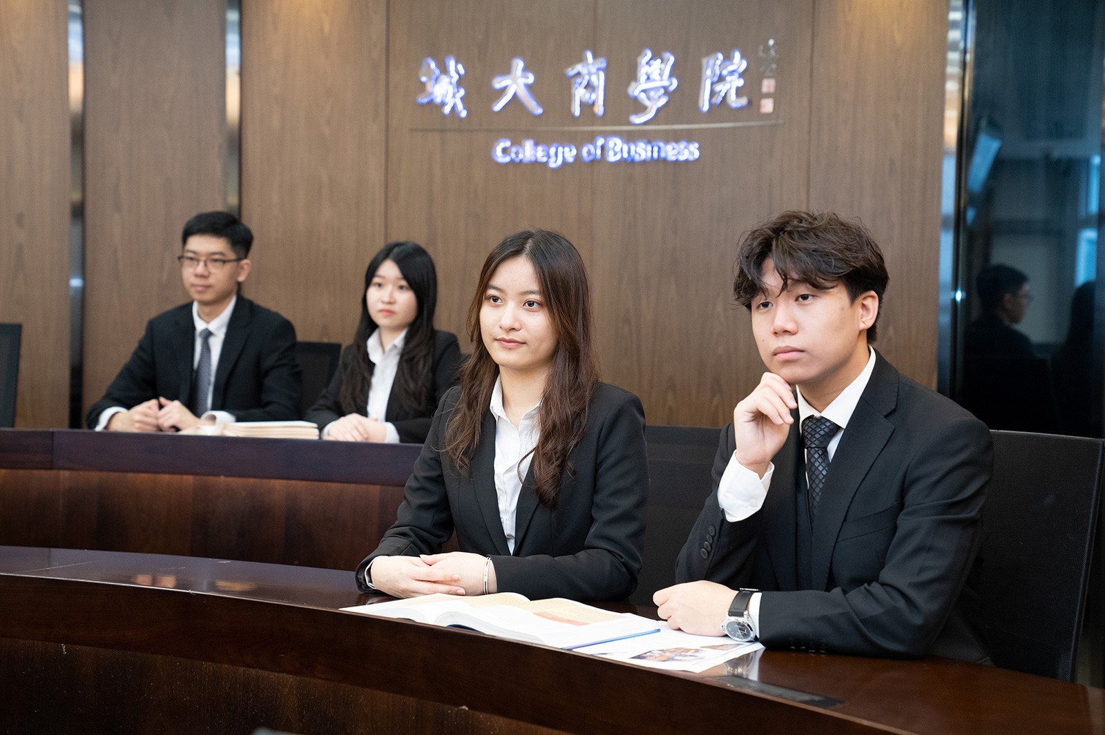 图2_港城大商业与经济学首次跻身全港<span