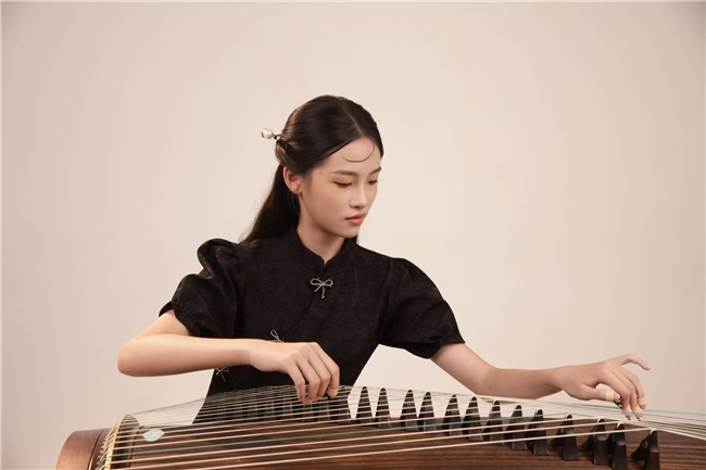“创新国乐”第二季正式启动诚挚邀请优秀学生谢雨霏再续华章,共启“中国神话”国乐新篇