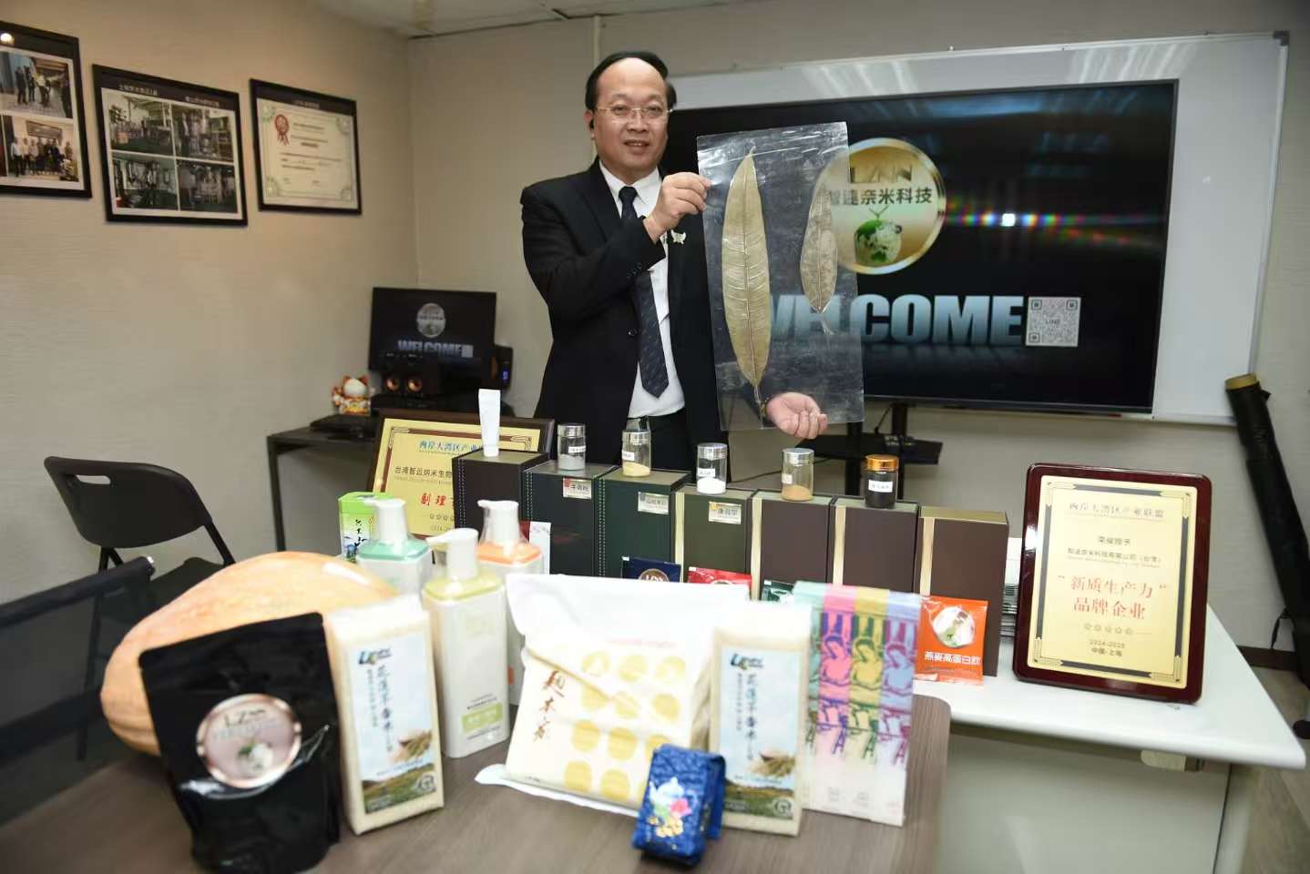 d7fb0a35d69d5f17bece5d7deab4f90a