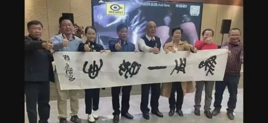 云图片