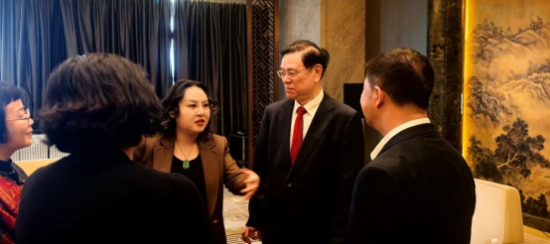 云图片