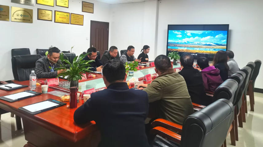 数智赋能宠物医药｜尚成生物与自链科技签署AI战略合作协议