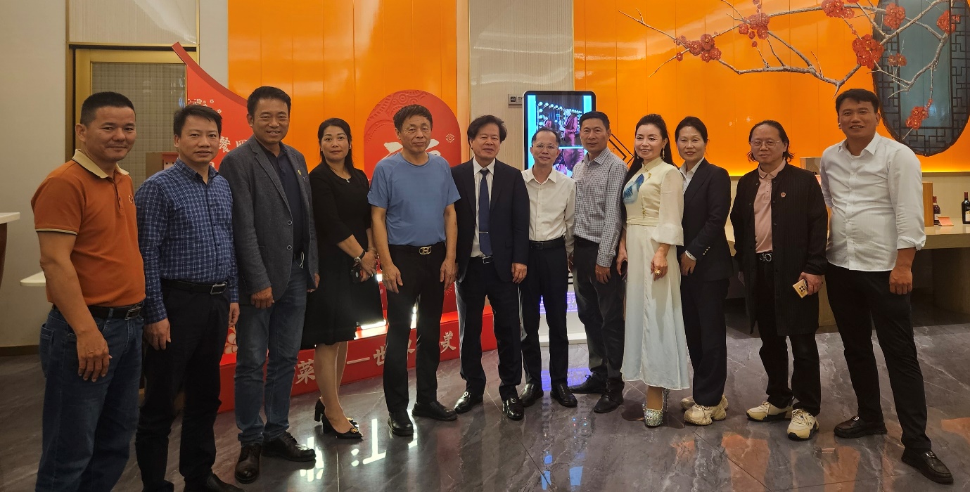 如图片无法显示,请刷新页面