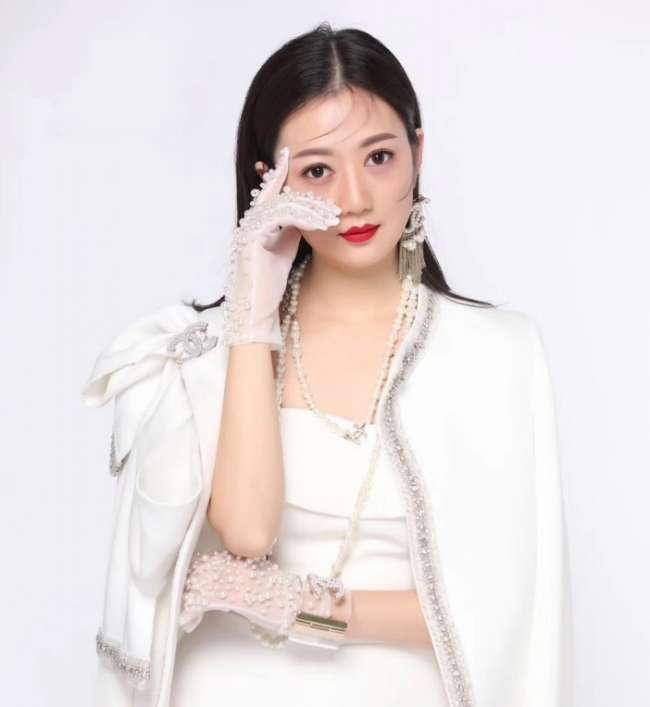 成都铸赢文化传播有限公司、青忆银饰品牌创始人韩珊珊