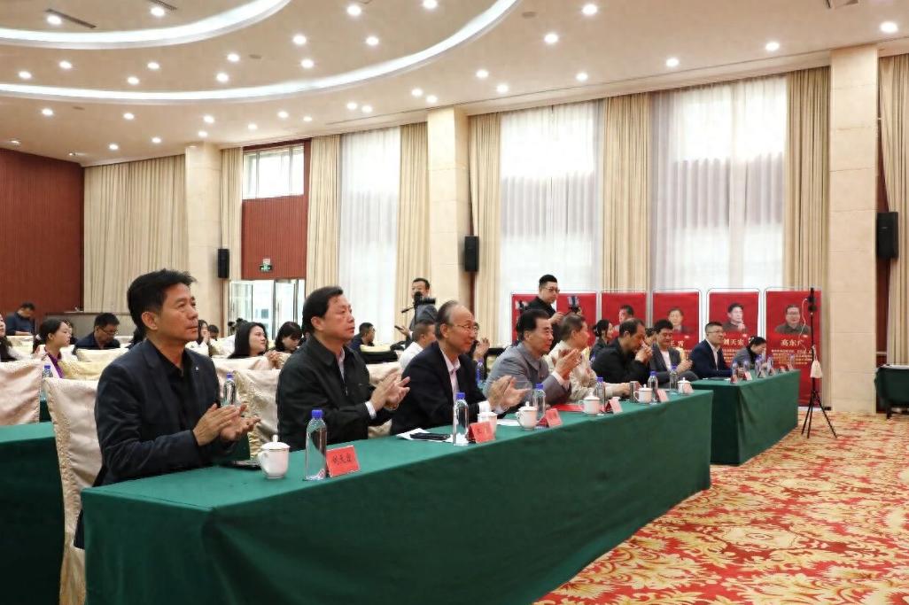 长征胜利90周年《胜利伟业纪念徽宝》西柏坡品鉴盛典圆满举行
