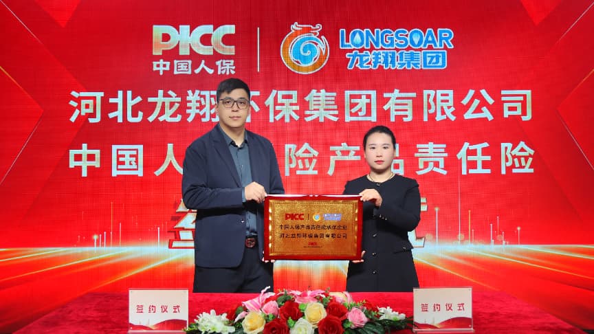 e80442af9e9d42124f8d0bf7579f28be