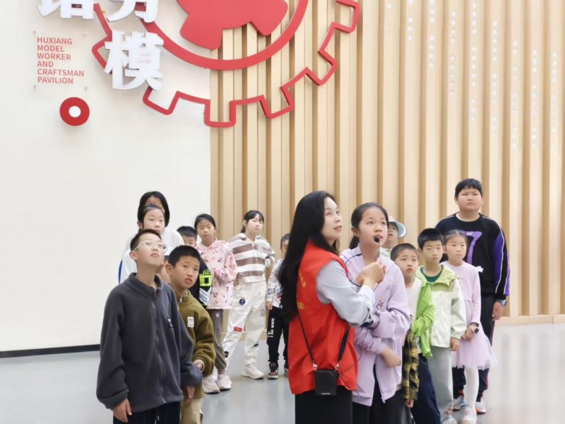 ��ѧ��ģ���� ������ůʱ�� ����ͬ��԰������չ��ģ��������ѧ�����ӻ汾�����