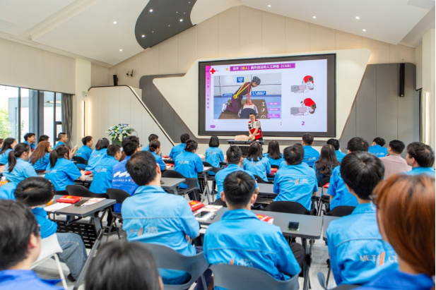 ���乤�ȷ桱ǿ��������ȫ�� �ɶ�����Ȫ�����ܹ���2026��ְ��Ӧ���Ȼ���ѵ��Ļ