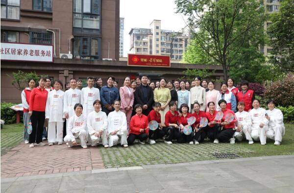 ��ɳ�޽ֵ����·����������������ѧУ  ���н�����ʽ