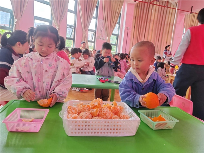 花垣县民族幼儿园“慧自理，悦成长”  自理能力周活动圆满举办
